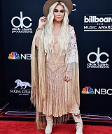 Kesha-2018-Billboard-Music-Awards-Red-Carpet-Fashion-Tom-Lorenzo-Site-4.jpg
