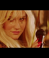 Kesha_-_Woman_28Official_Video29_ft__The_Dap-Kings_Horns-281080p29_066.jpg