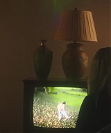 y2mate_com_-_Kesha__Learn_To_Let_Go_Official_Video_1080p_029.jpg