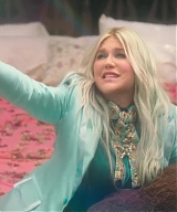 y2mate_com_-_Kesha__Learn_To_Let_Go_Official_Video_1080p_082.jpg