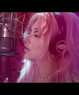 y2mate_com_-_Kesha__Rainbow_Official_Video_720p_039.jpg